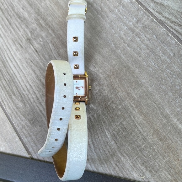 Guess Wrap Watch - Picture 3 of 3